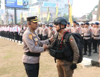 Perkuat Keamanan Nasional, Polda Sumsel : “Berangkatkan 75 Personel Brimob ke Papua Tengah”